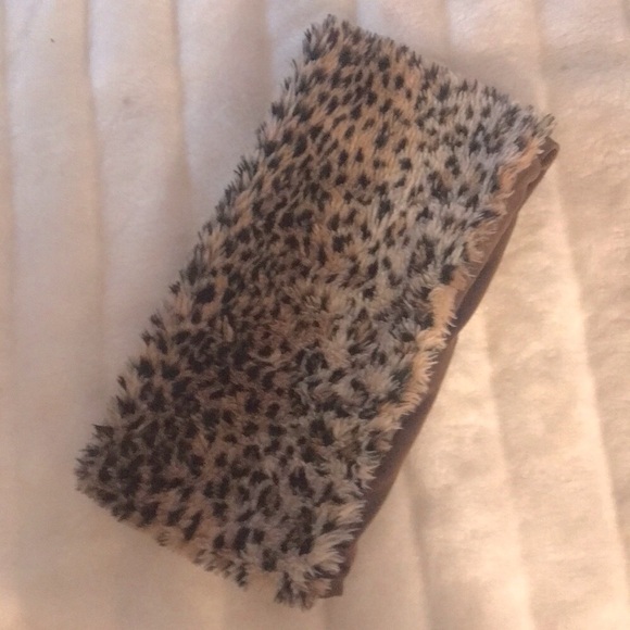 Infinity scarf - Picture 1 of 3